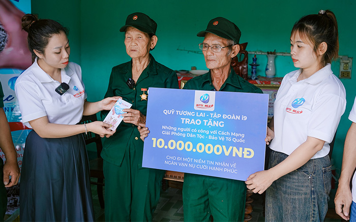 Biểu tượng trò chuyện trực tuyến, thể hiện dịch vụ hỗ trợ khách hàng 24/7 của bec88 cho sòng bạc trực tuyến.