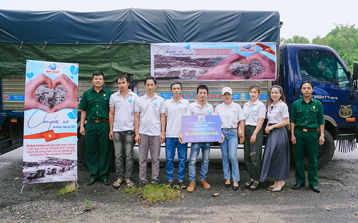 Biểu tượng Gambling Therapy, cung cấp hỗ trợ trực tuyến đa ngôn ngữ cho người nghiện cờ bạc.